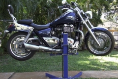 Triumph Thunderbird 1600 lifted with Big Blue motorcycle lift